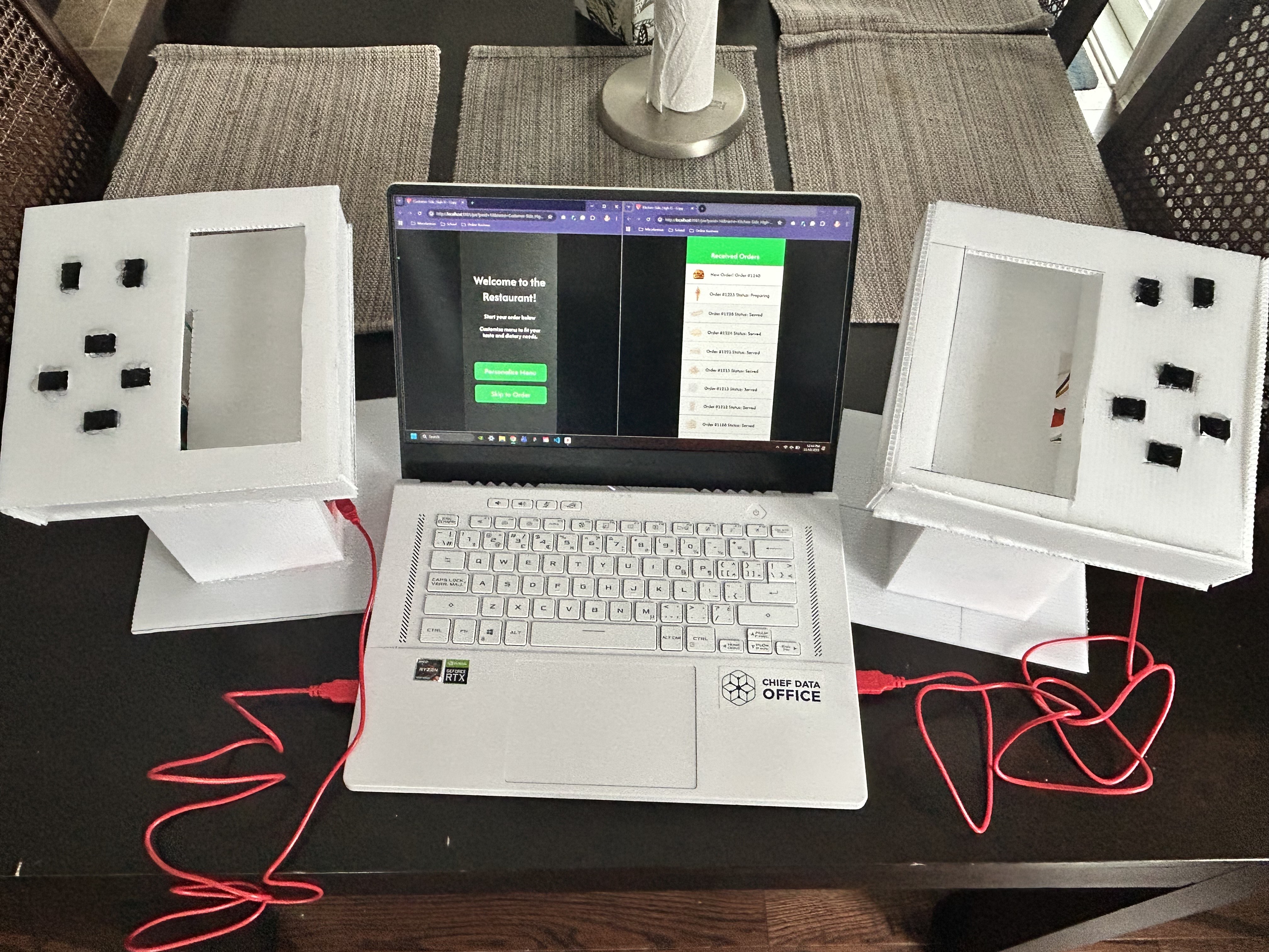 Displaying the successful connection of the kiosks to the makey makey.